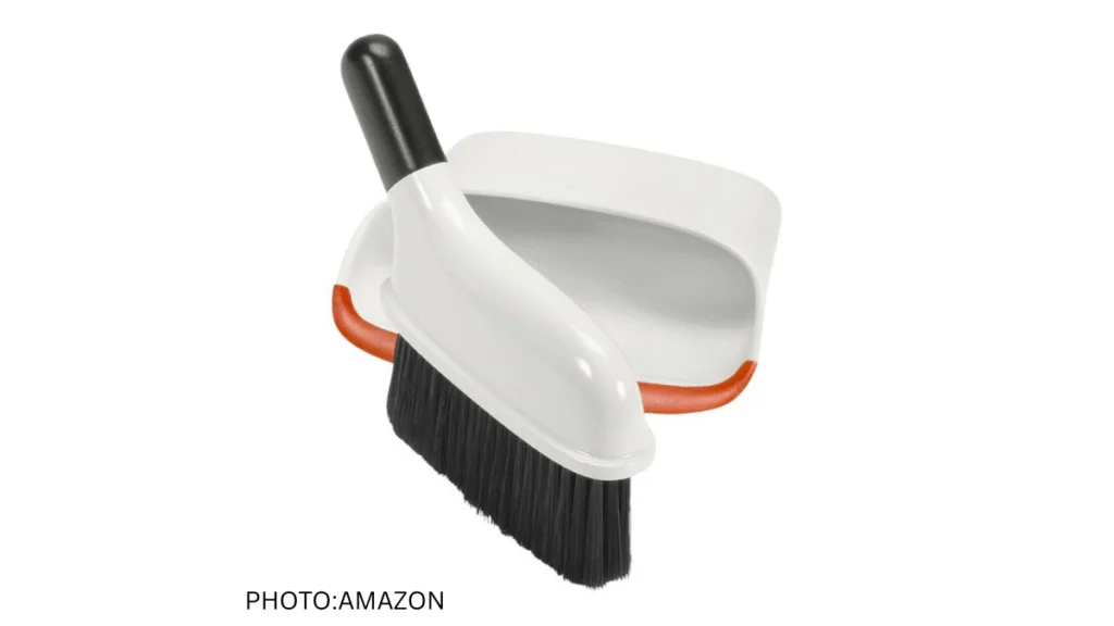 Hand brooms