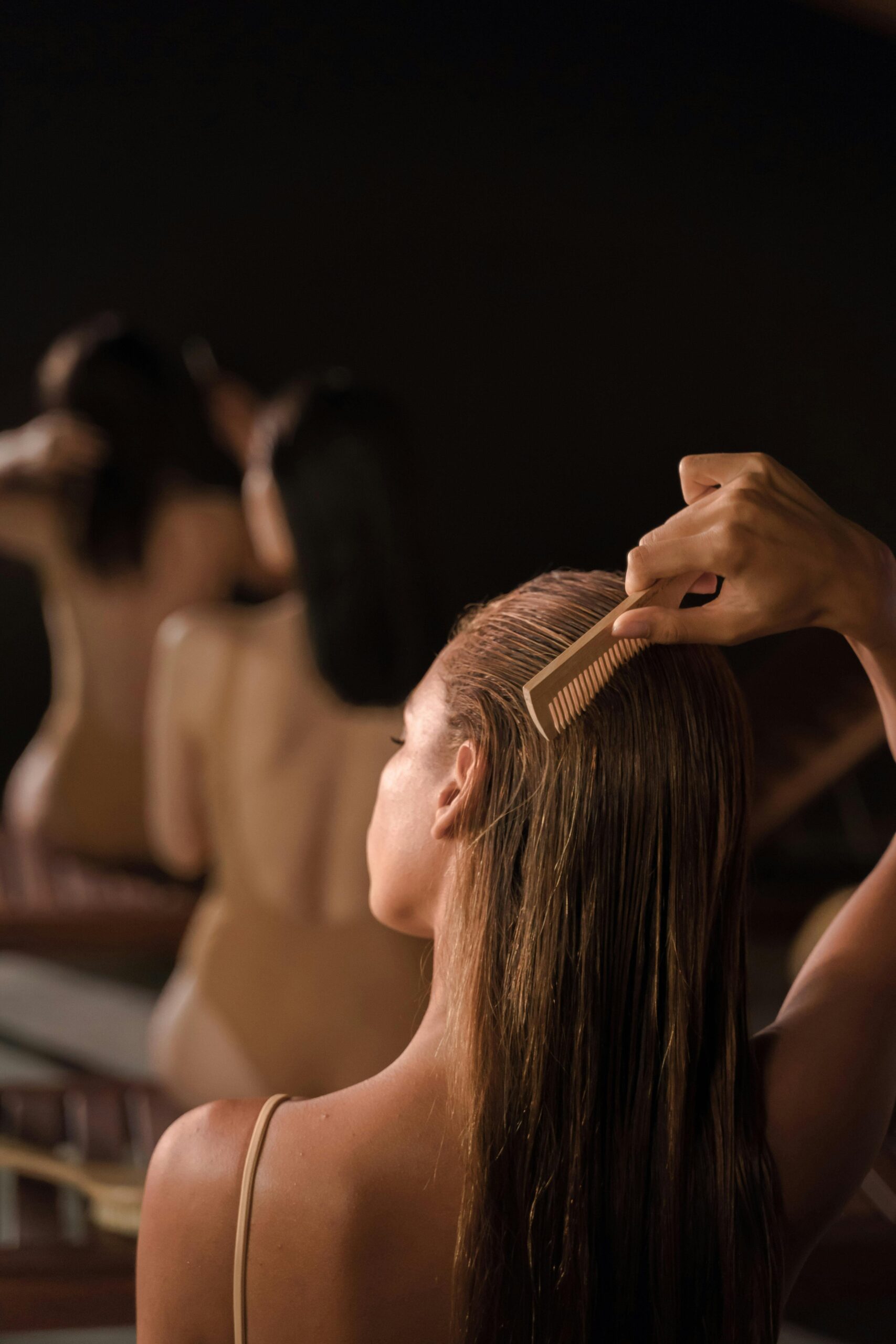 Why Wooden Hair Combs Are Better for Your Hair: Benefits & Top Picks of 2025