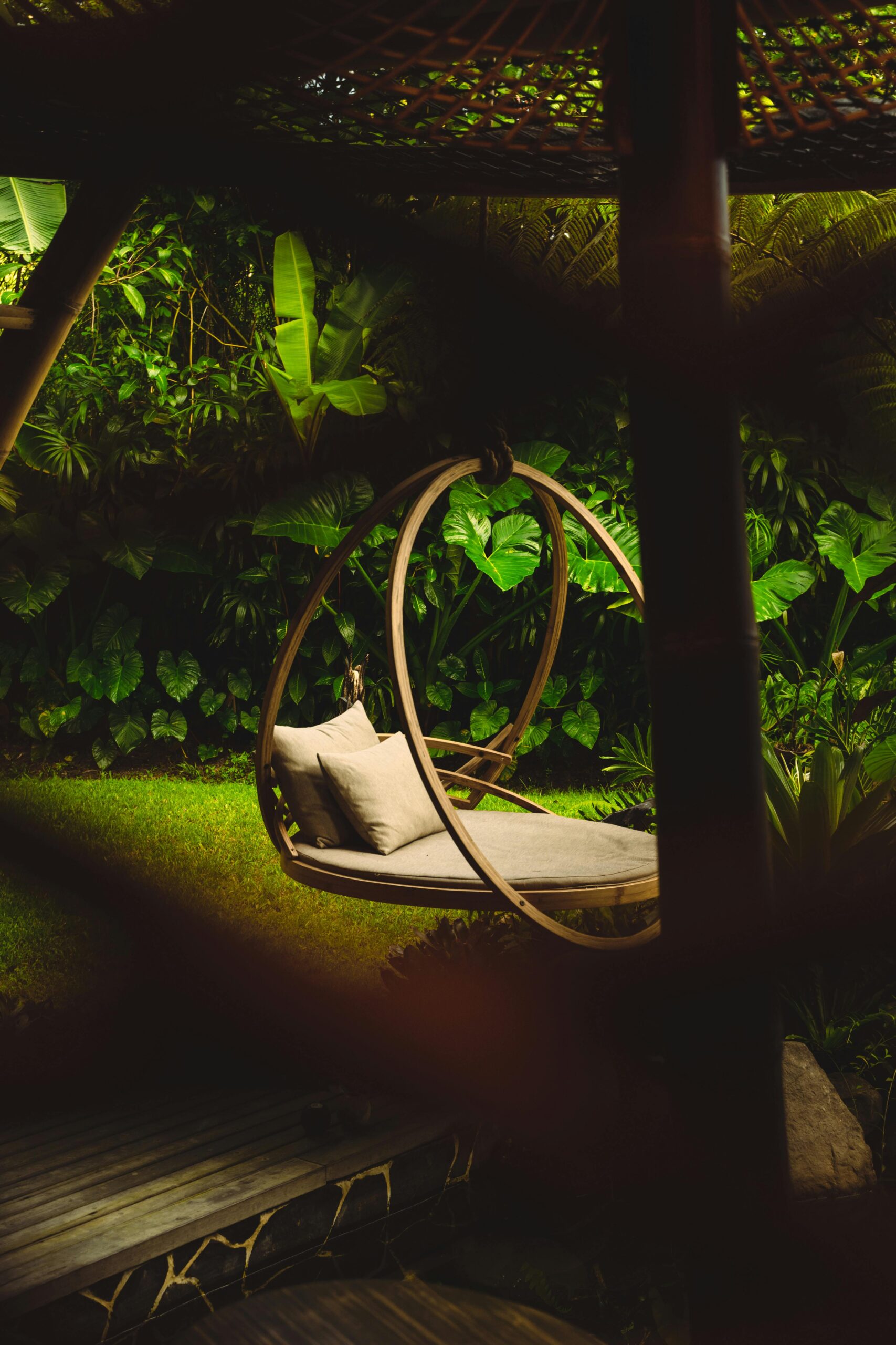 How to Style a Swinging Chair in Any Portion of Your Home in (2025)